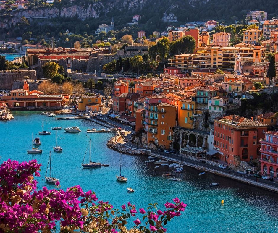 Villefranche sur mer - Vespa Location Menton - Best Scooter Rentals - Rent a Vespa - Rent a scooter